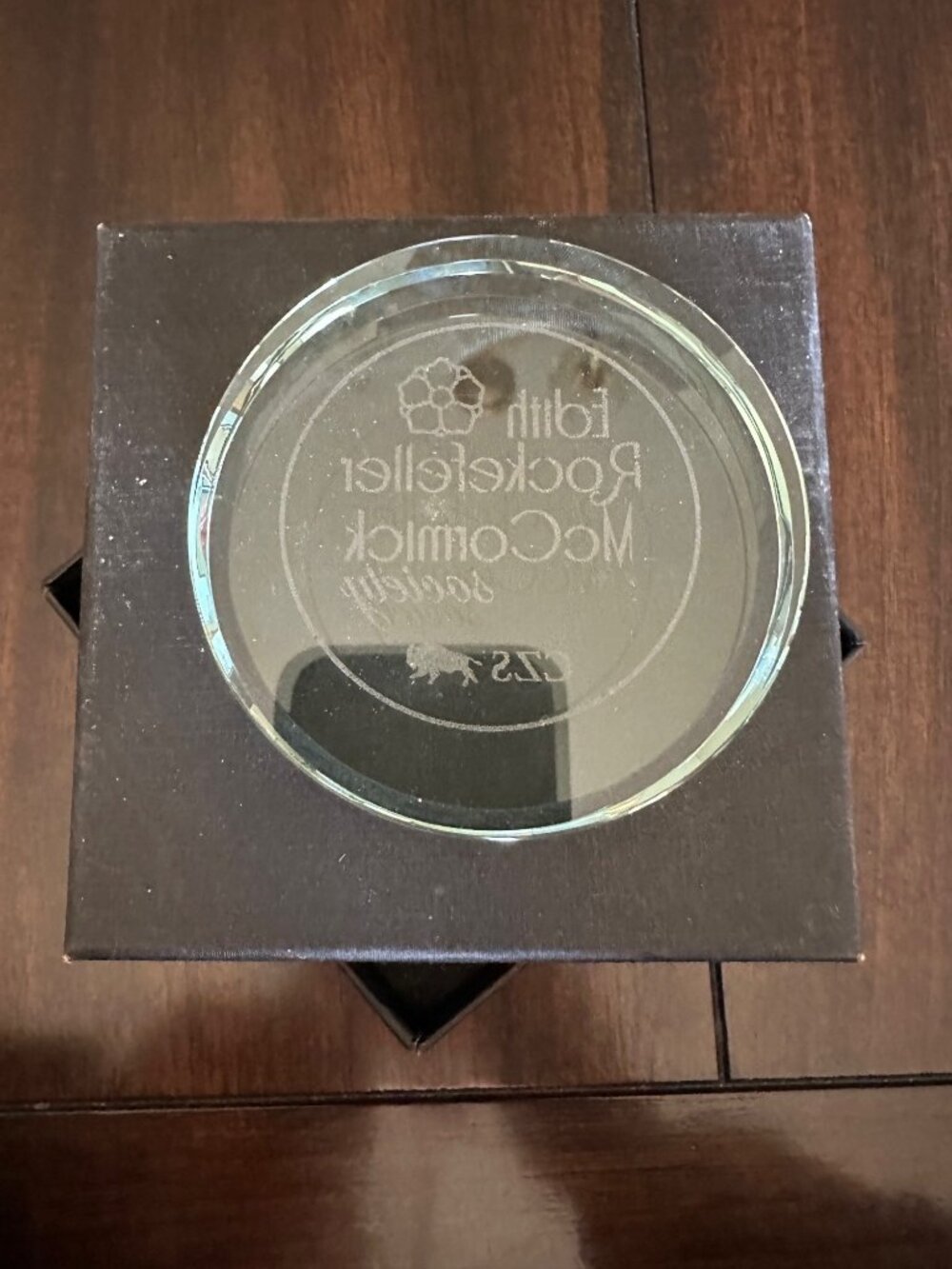 Edith Rockefeller McCormick Society Glass Paperweight With Box - CZS Logo - Picture 4 of 8